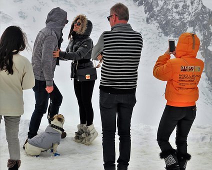 這種方法主要應用于由物理規律列出方程,并...