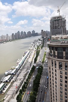 高中生沉迷于手機該怎么處理比較好