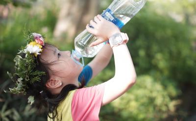 例如:曹沖稱象的故事中,除了介紹重量單位...