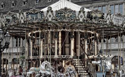 發(fā)放《進入小學(xué),你們準(zhǔn)備好了嗎?》家教小...