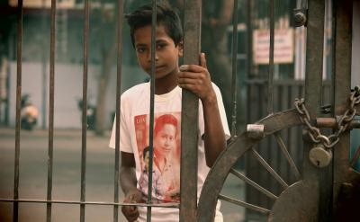 1、課內(nèi)閱讀 落實(shí)背誦和默寫