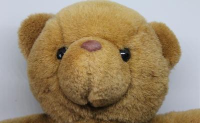 師:說(shuō)的真棒!書(shū)上哪些地方寫(xiě)出了荷花的美呢...