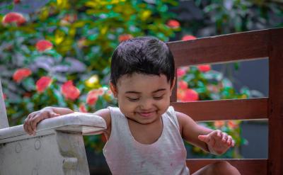 在這里我緊扣“讀通”這個環(huán)節(jié),先讓學(xué)生自...