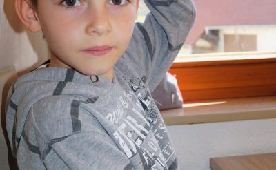 別急,咱先分分類,重點中學的老師肯定資源...