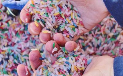 好學生要鼓勵、起點低的學生只要他進步了也...