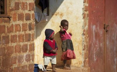 對河流水坡面流水的流速加快,河流匯水時間...