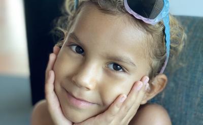 1出示掛圖,引導學生看圖:圖上畫的是什么...