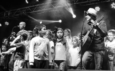 詩歌鑒賞對理解能力要求較高,對整體把握和...