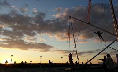 通過一學期來的努力,通過新的課標的實施學...