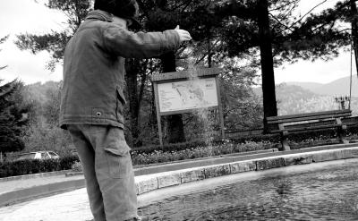 �ڳ�������̌W�У����H��Ҫ�����n�ý̌W�|...